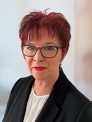 Leigh Nisbet - our people